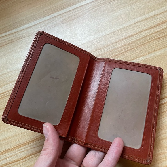 Vintage Louis Vuitton Men's Brown Epi Canvas Leather Slim ID Holder - Picture 3 of 4